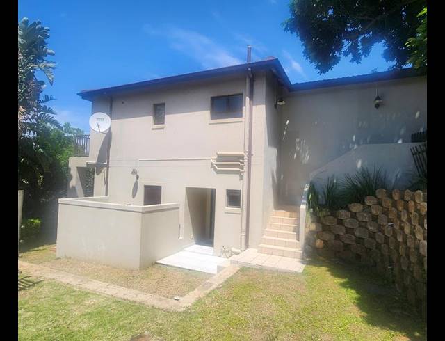 3 BEDROOM TOWNHOUSE FOR SALE IN SEAWARD ESTATES
